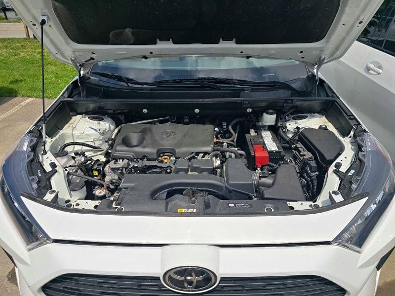 2022 TOYOTA RAV4 LE 7