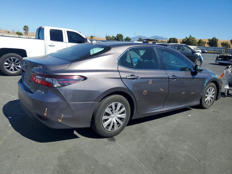 2023 TOYOTA CAMRY LE 3