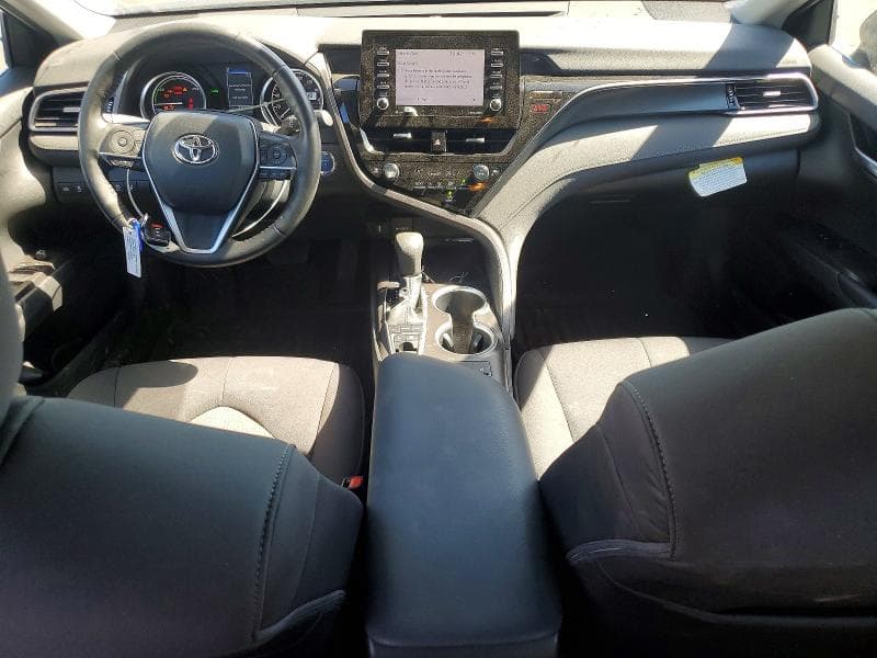2023 TOYOTA CAMRY LE 8
