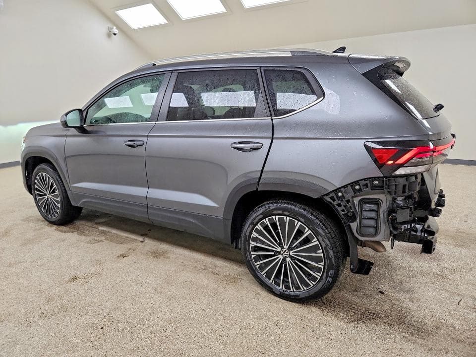 2026 VOLKSWAGEN TAOS SE 2