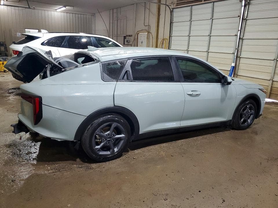 2025 KIA K4 LXS 3