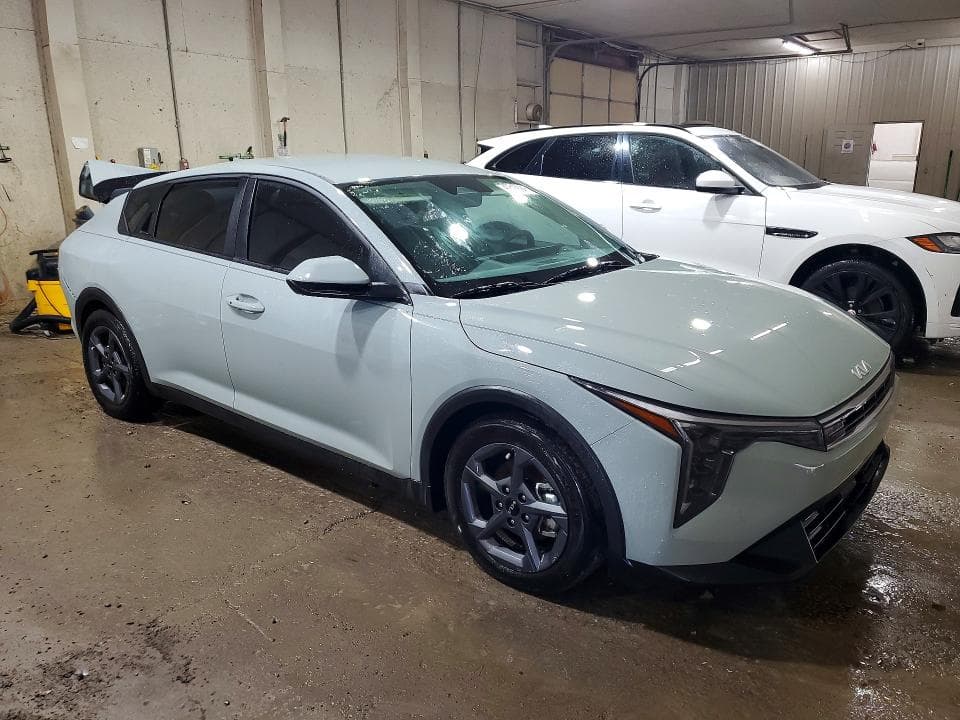2025 KIA K4 LXS 4