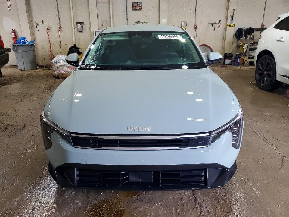 2025 KIA K4 LXS 5