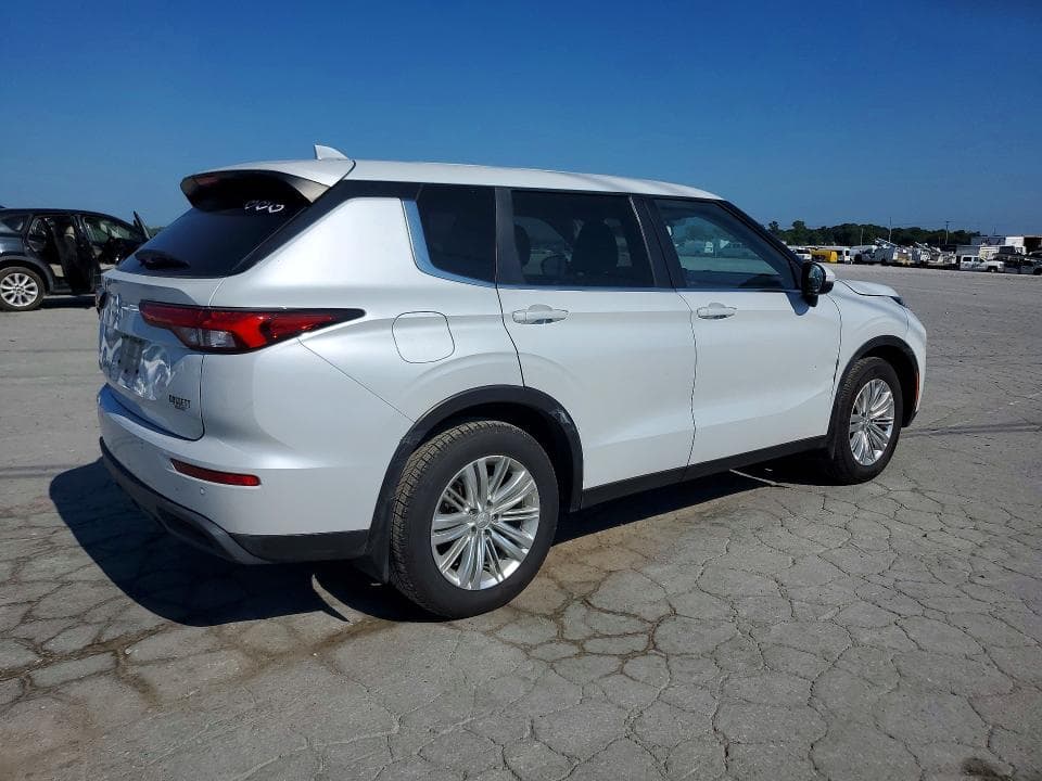 2022 MITSUBISHI OUTLANDER ES 3