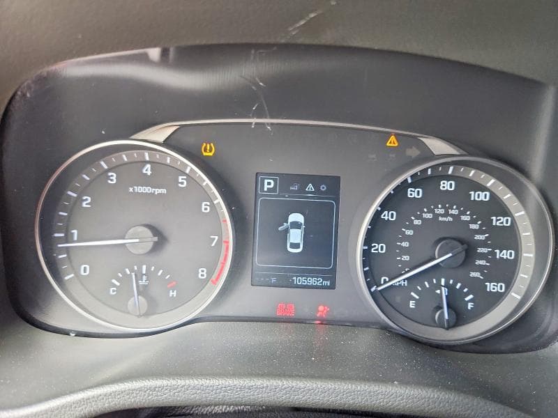 2018 HYUNDAI ELANTRA SEL 9