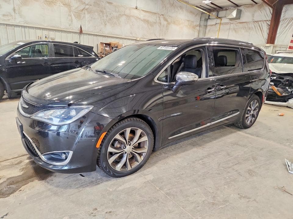 2017 CHRYSLER PACIFICA LIMITED - 1