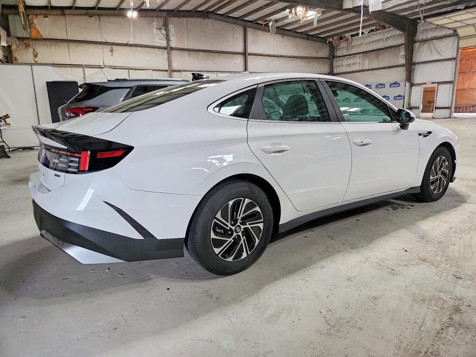 2026 HYUNDAI SONATA HYBRID BLUE 3