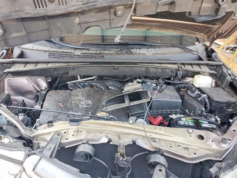 2017 TOYOTA HIGHLANDER XLE 11