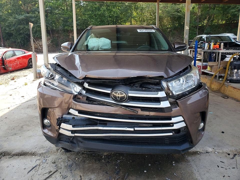2017 TOYOTA HIGHLANDER XLE 5