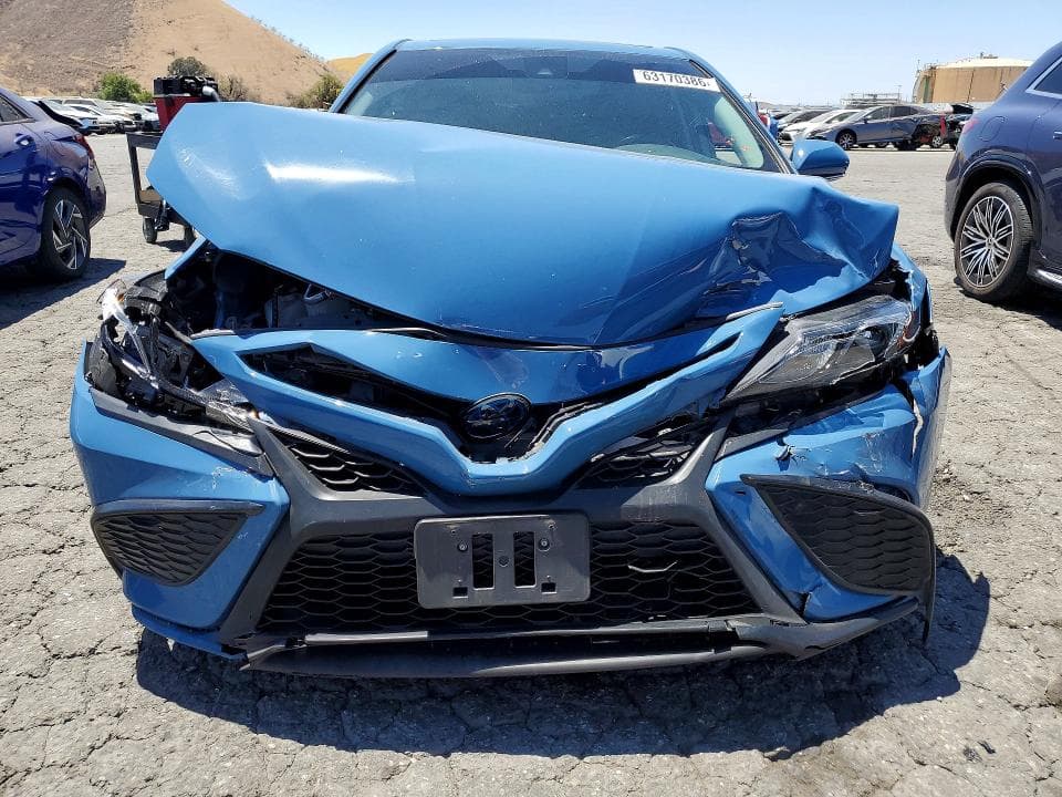 2023 TOYOTA CAMRY HYBRID SE 5