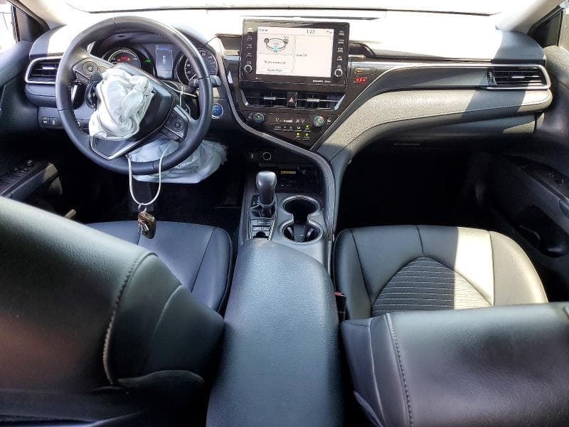 2023 TOYOTA CAMRY HYBRID SE 8