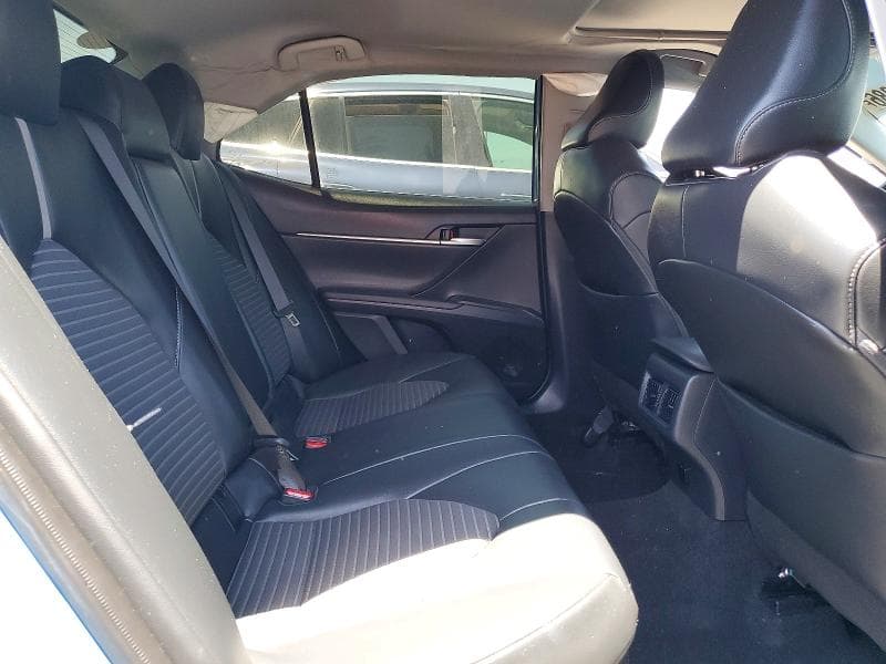 2023 TOYOTA CAMRY HYBRID SE 10