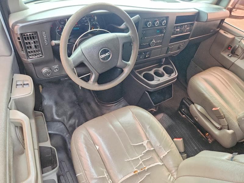 2017 GMC SAVANA G2500 8