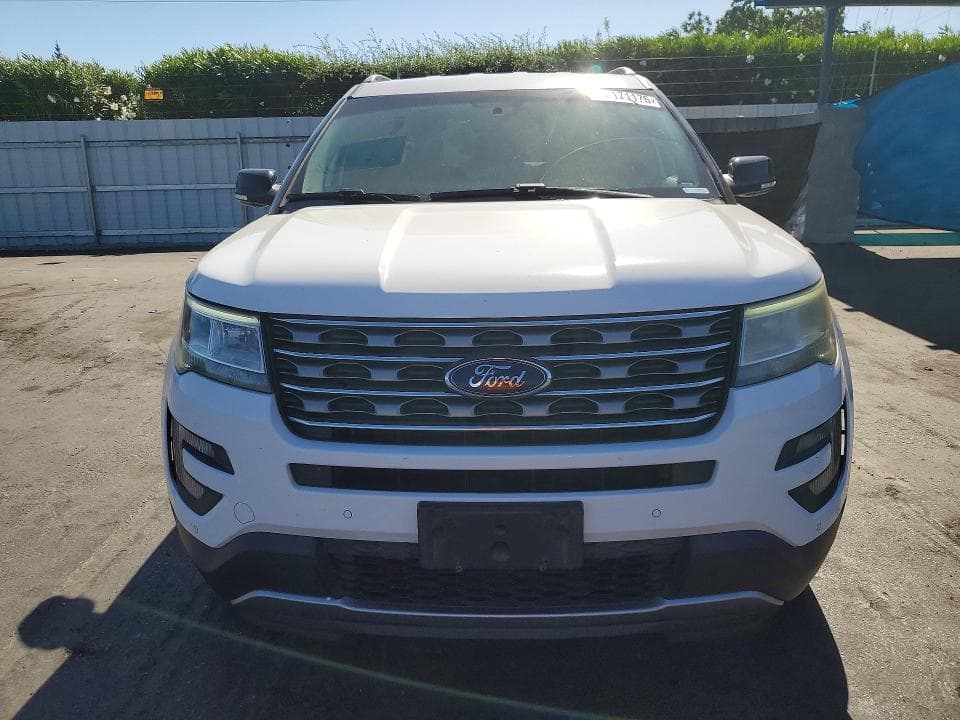 2017 FORD EXPLORER XLT 5