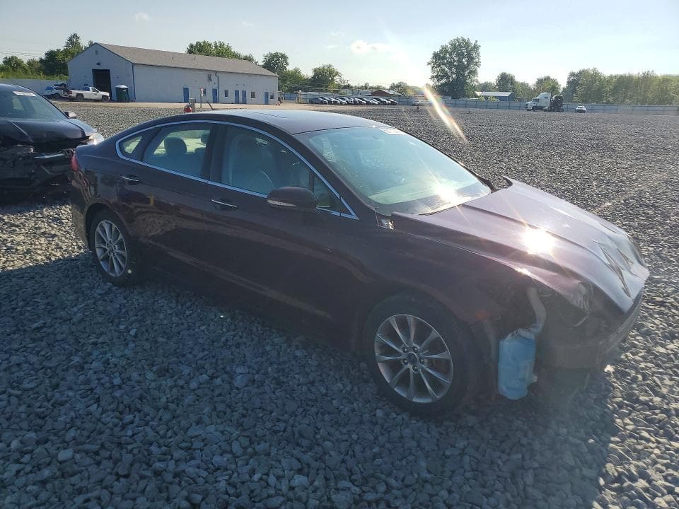 2017 FORD FUSION SE 4