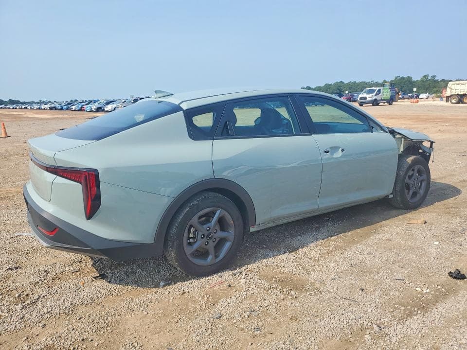 2026 KIA K4 LXS 3