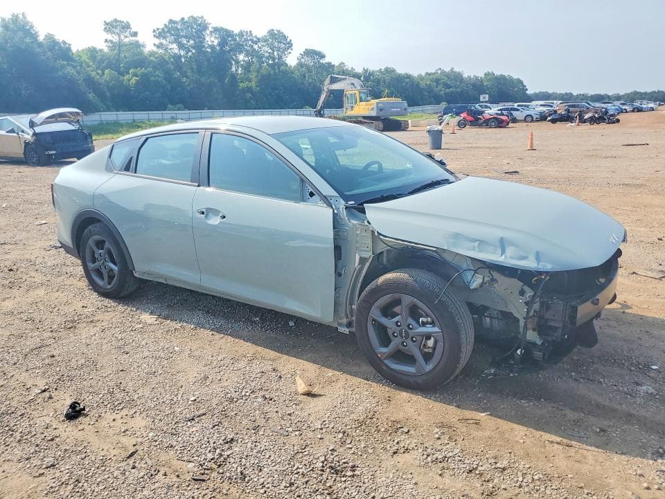 2026 KIA K4 LXS 4