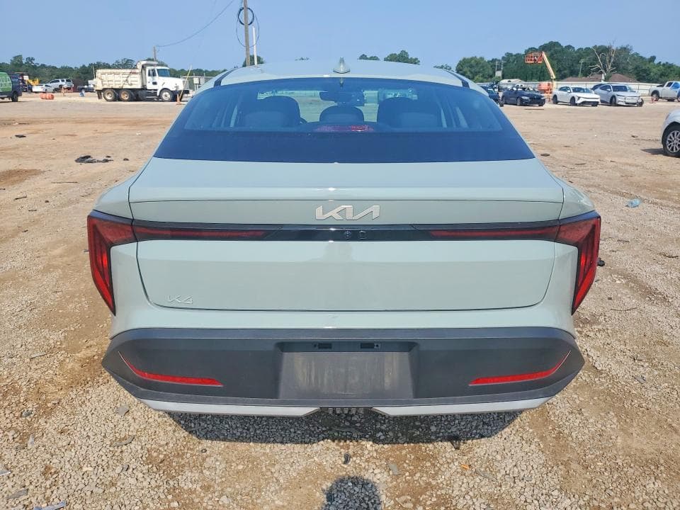 2026 KIA K4 LXS 6
