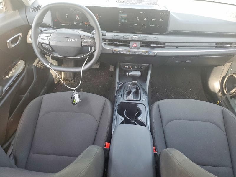 2026 KIA K4 LXS 8
