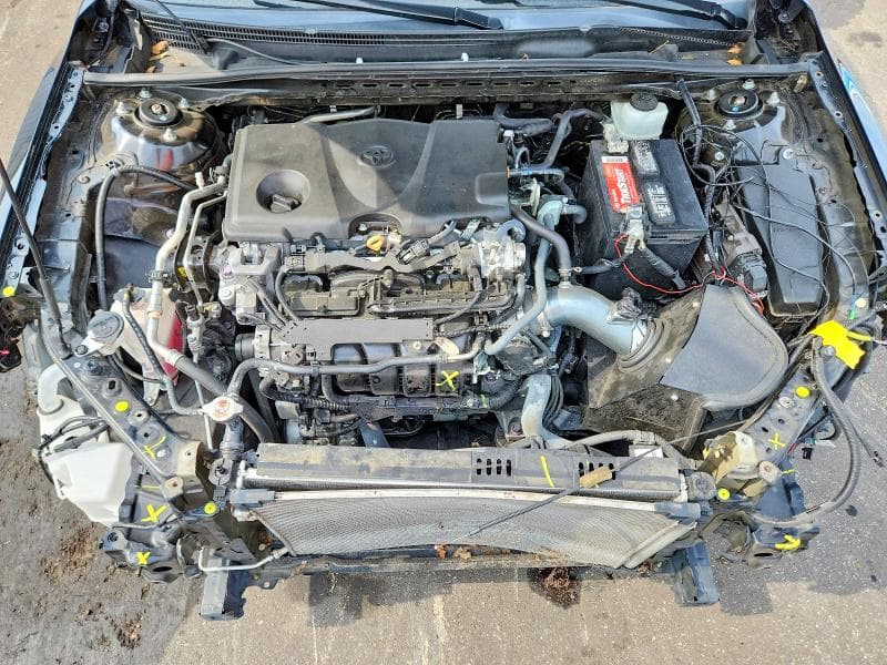 2021 TOYOTA CAMRY SE 11