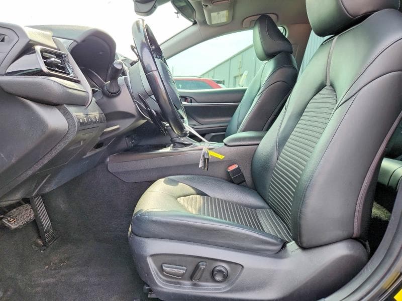 2021 TOYOTA CAMRY SE 7