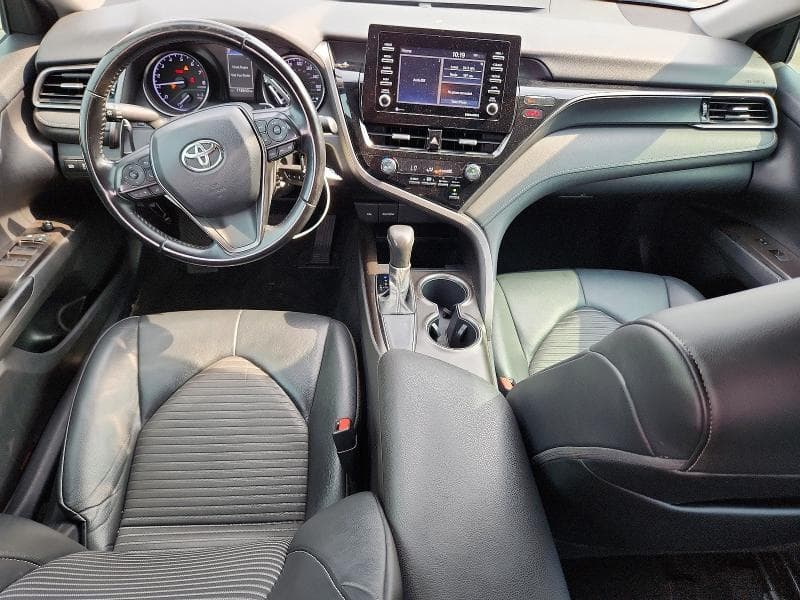 2021 TOYOTA CAMRY SE 8