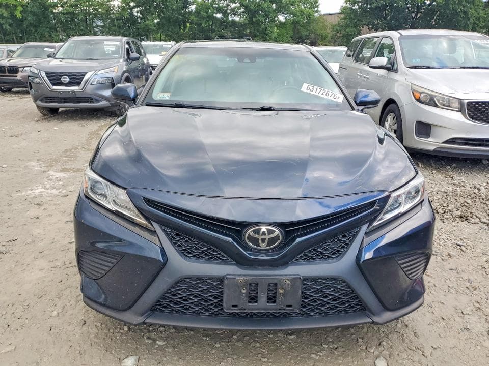 2019 TOYOTA CAMRY SE 5