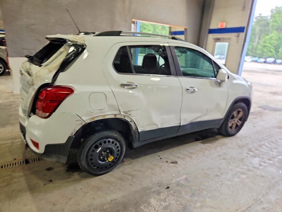 2020 CHEVROLET TRAX 1LT 3