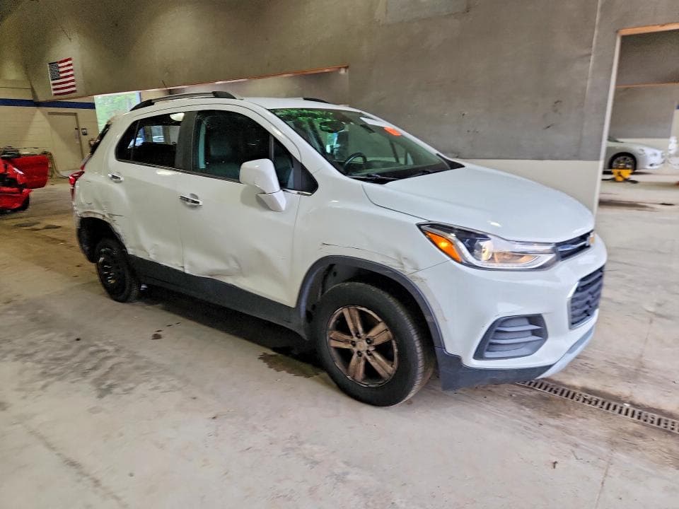 2020 CHEVROLET TRAX 1LT 4