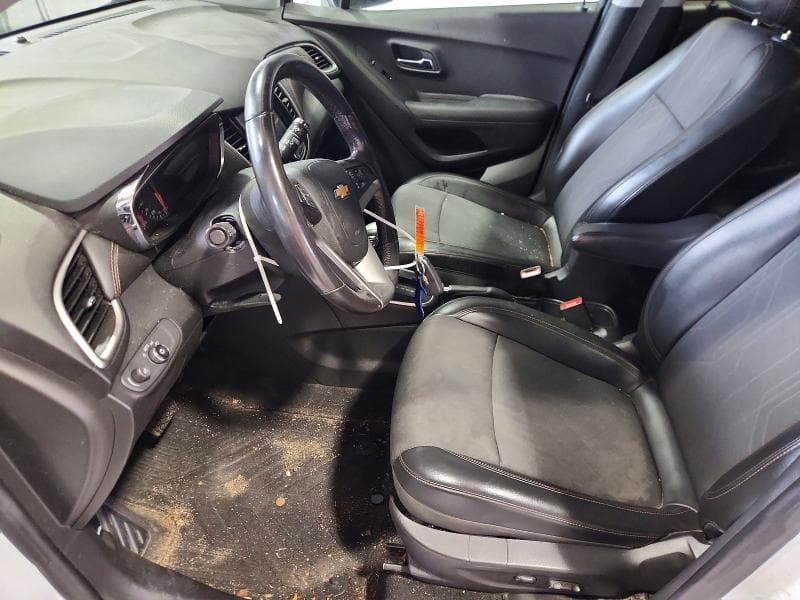 2020 CHEVROLET TRAX 1LT 7