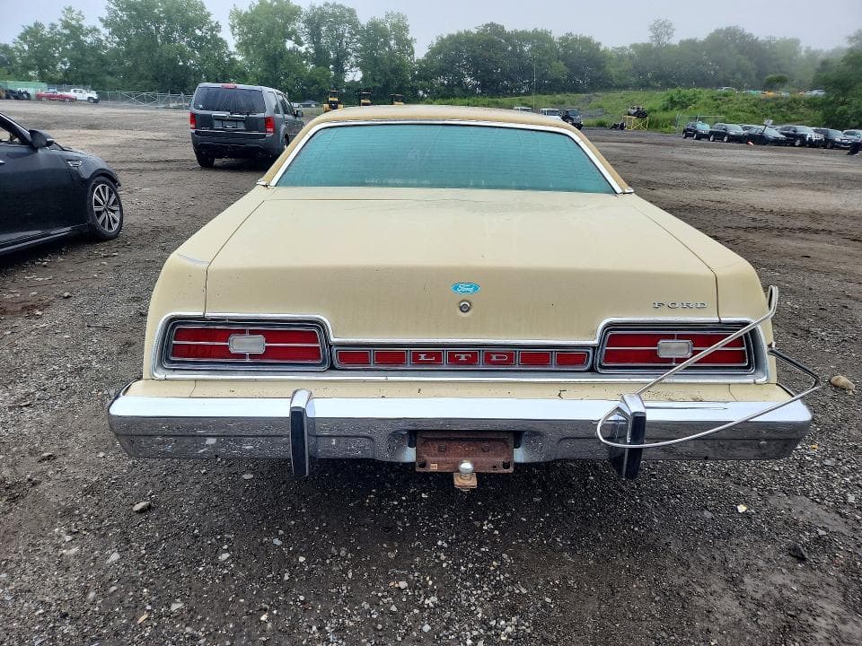 1974 FORD LTD 6