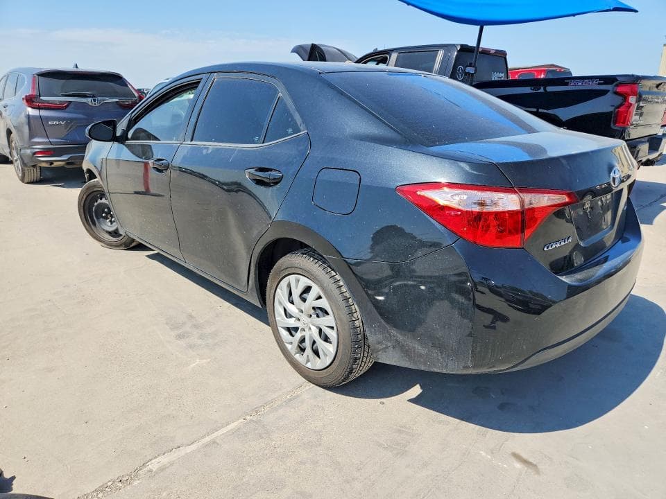 2018 TOYOTA COROLLA LE 2