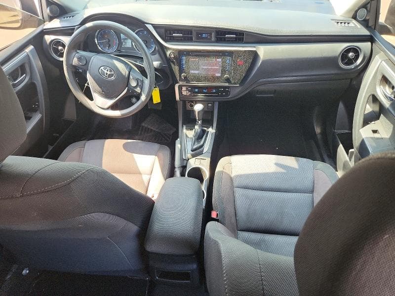 2018 TOYOTA COROLLA LE 8