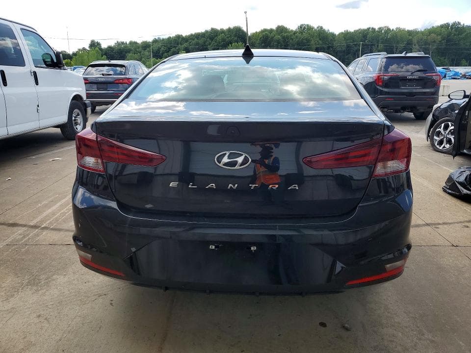 2020 HYUNDAI ELANTRA SEL 6
