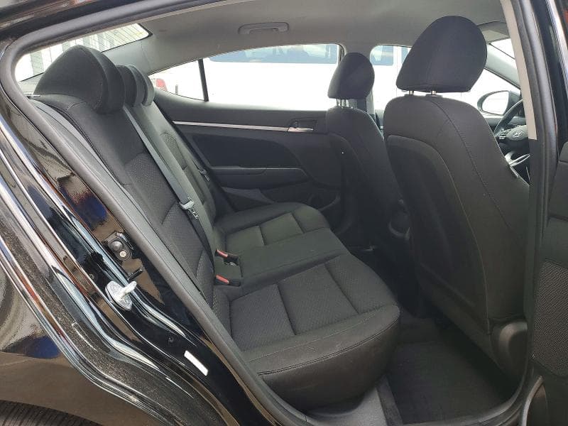 2020 HYUNDAI ELANTRA SEL 10