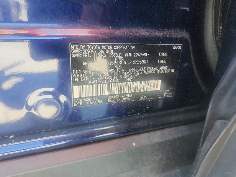 2020 TOYOTA RAV4 XLE 13