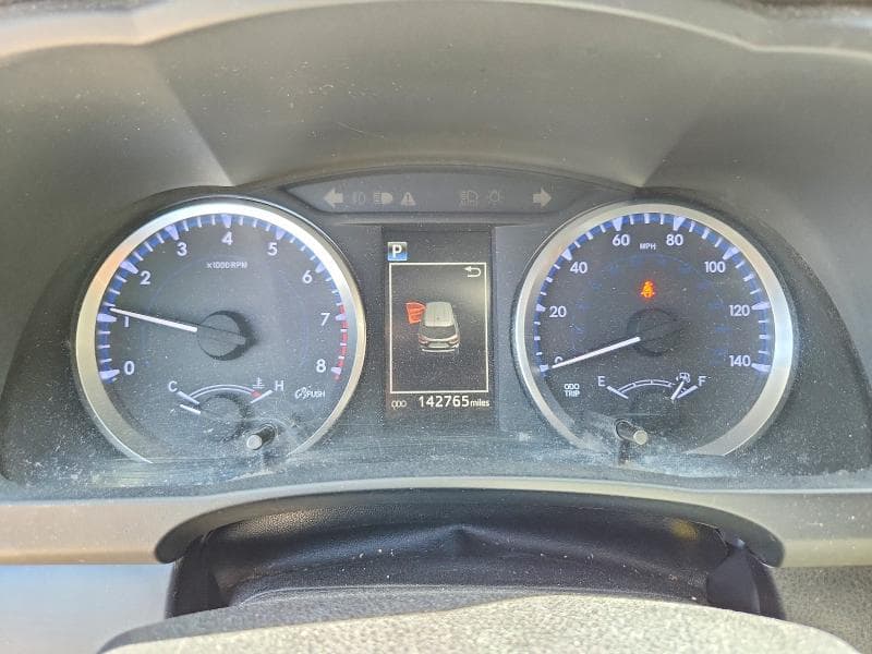 2018 TOYOTA HIGHLANDER LE 9