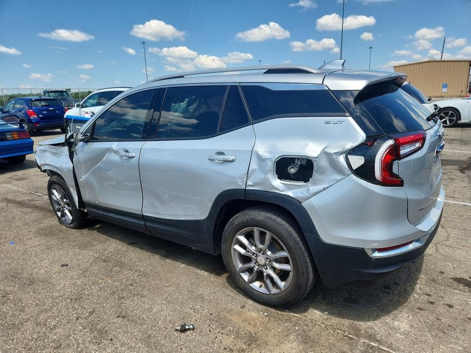 2022 GMC TERRAIN SLT 2