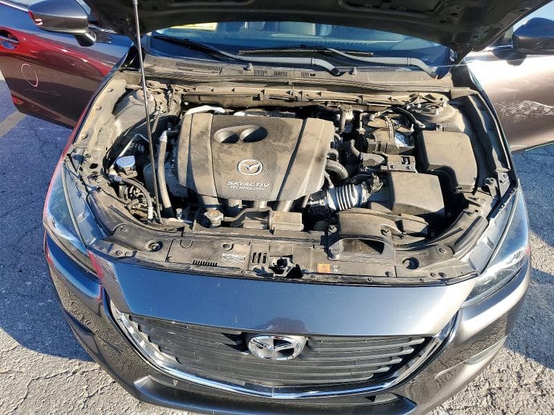 2018 MAZDA 3 TOURING 11