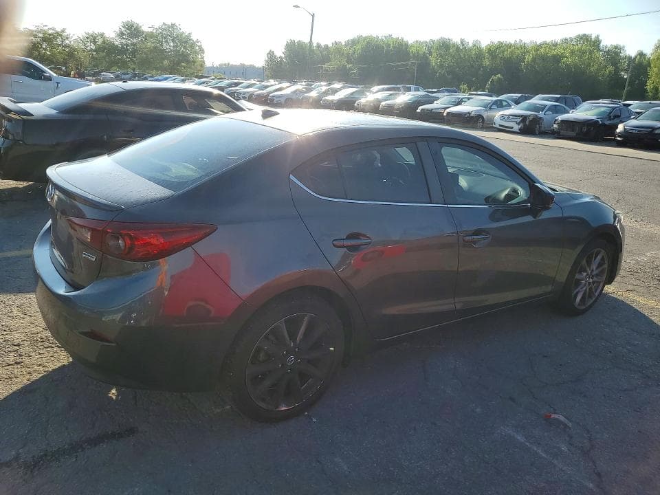 2018 MAZDA 3 TOURING 3
