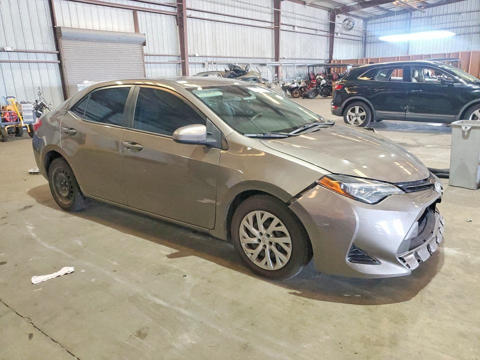 2018 TOYOTA COROLLA LE 4