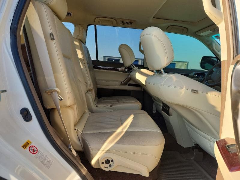 2017 LEXUS GX 460 11