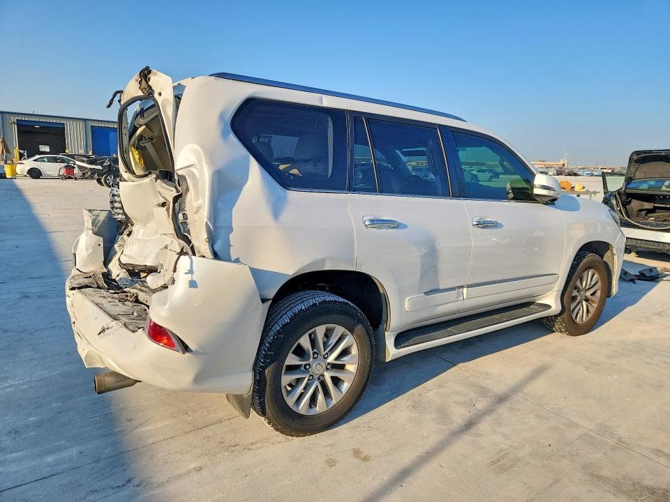 2017 LEXUS GX 460 3