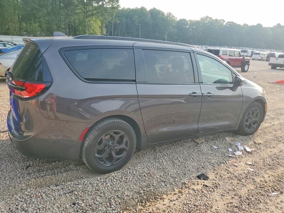 2021 CHRYSLER PACIFICA HYBRID TOURING L 3