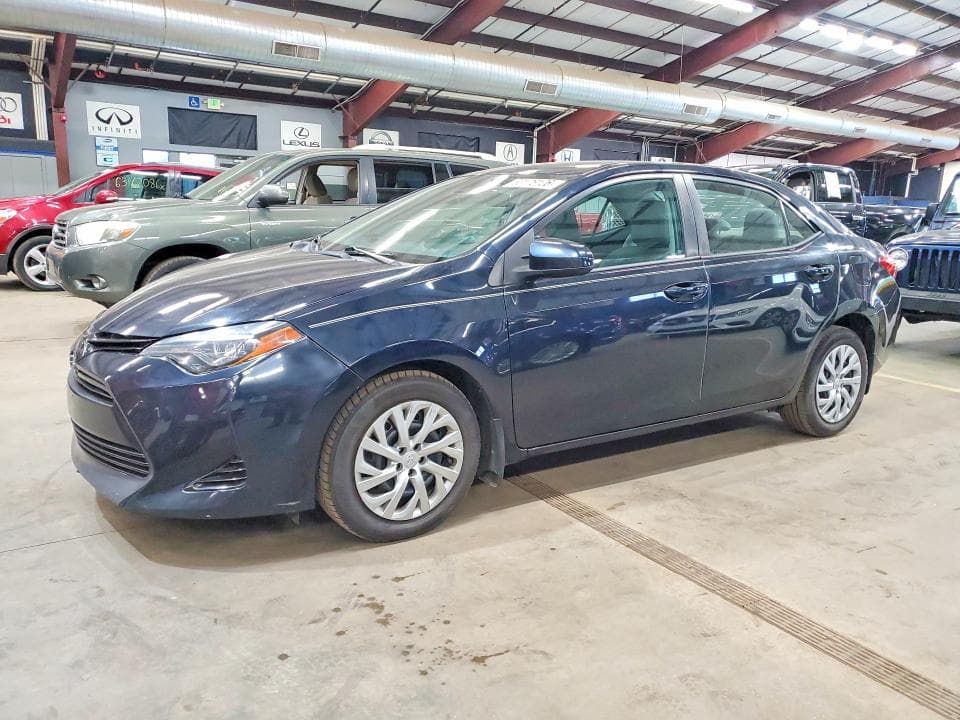 2017 TOYOTA COROLLA LE - 1