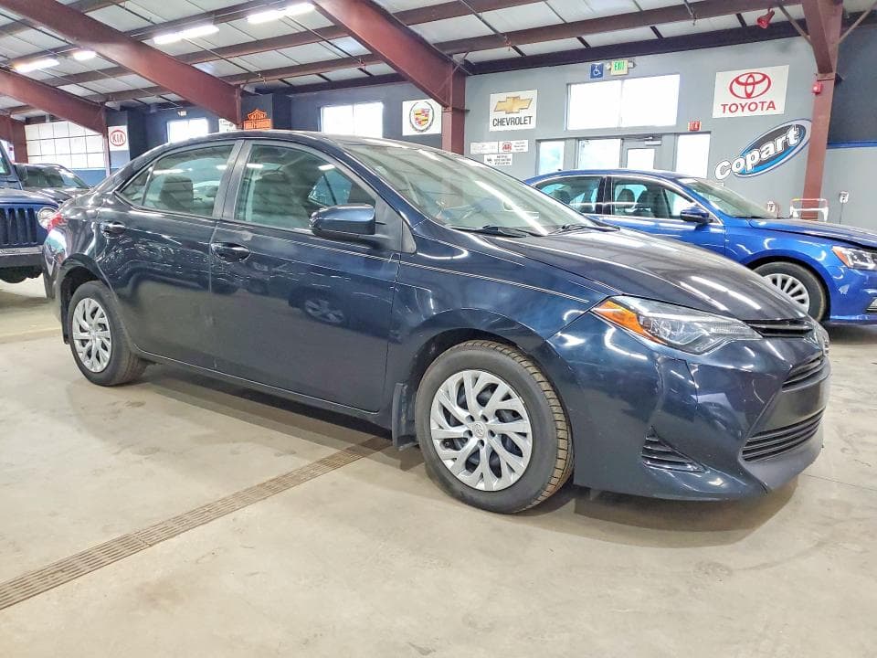 2017 TOYOTA COROLLA LE 4