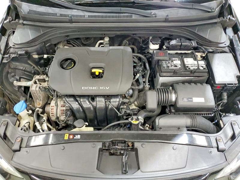 2017 HYUNDAI ELANTRA SE 11