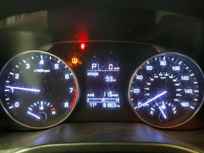 2017 HYUNDAI ELANTRA SE 9