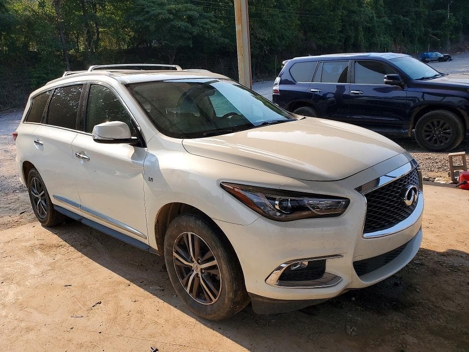 2017 INFINITI QX60 BASE 4