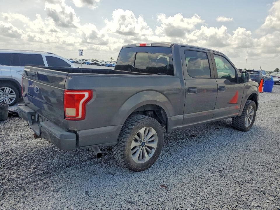 2017 FORD F150 SUPERCREW 3